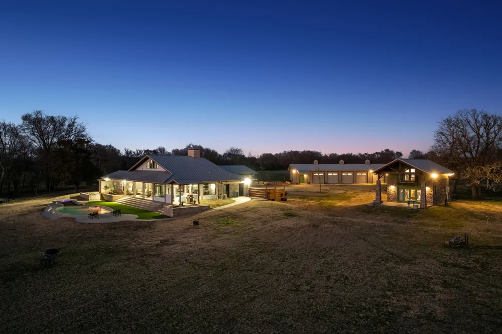 1818 County Road 1151 Cumby, TX 75433