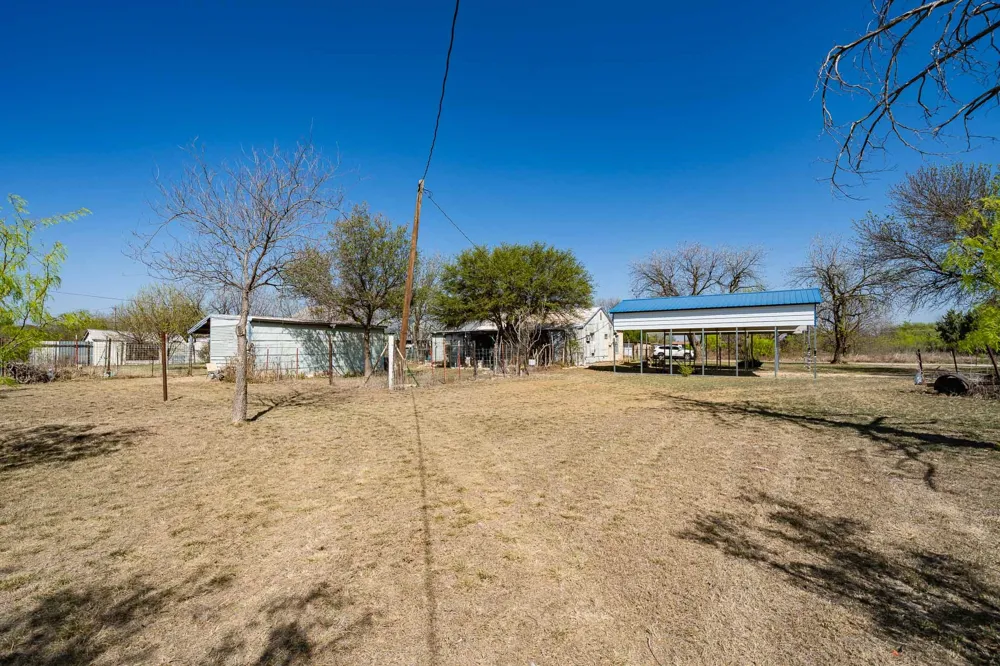 814 Texas Street Stamford, TX 79553