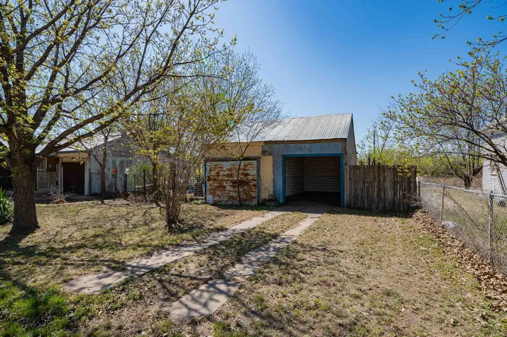 814 Texas Street Stamford, TX 79553