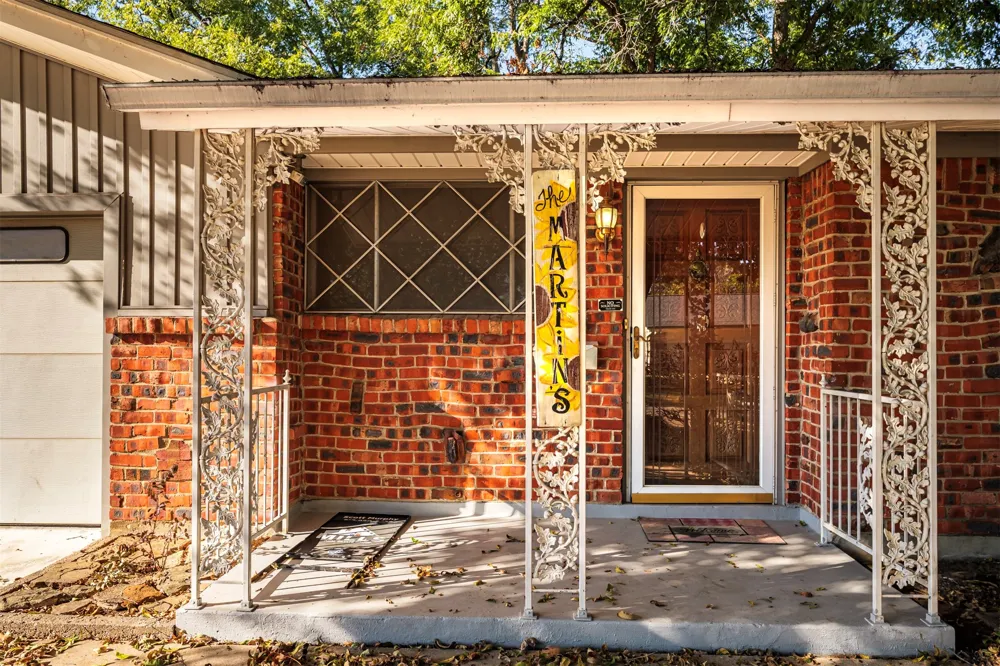 4557 Dee Lane Haltom City, TX 76117