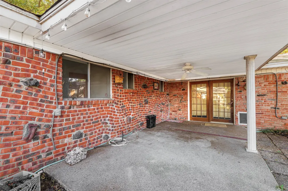 4557 Dee Lane Haltom City, TX 76117