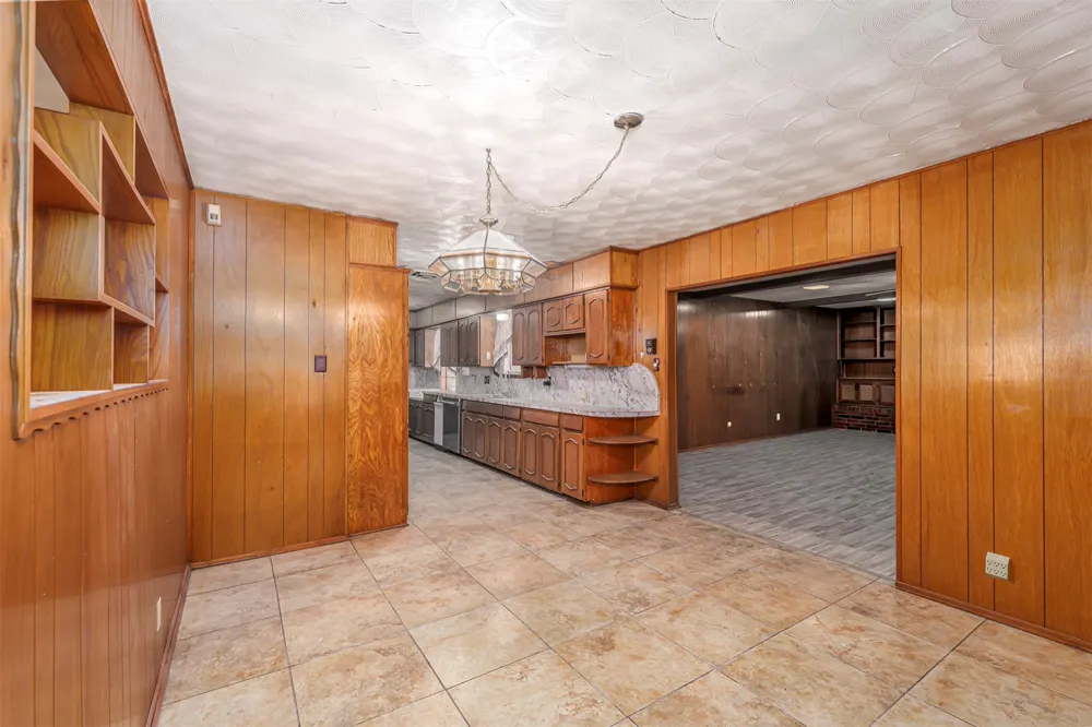 4557 Dee Lane Haltom City, TX 76117