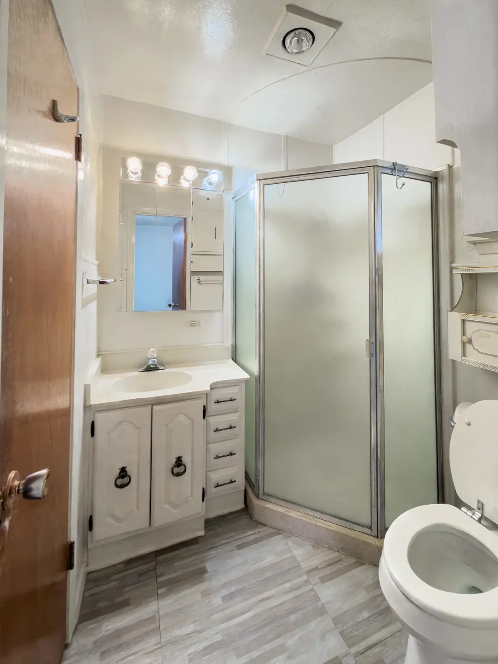 4557 Dee Lane Haltom City, TX 76117