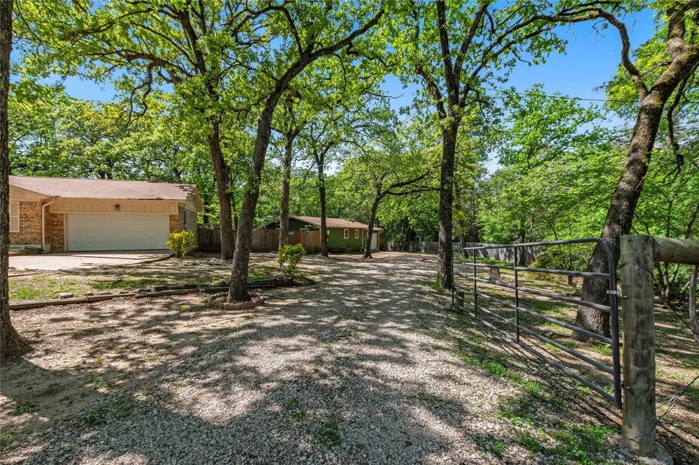 125 Harrell Street Gun Barrel City, TX 75156