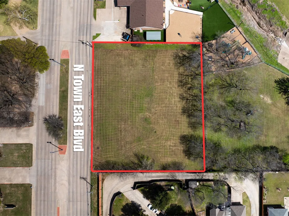 330 Town East Boulevard Sunnyvale, TX 75182