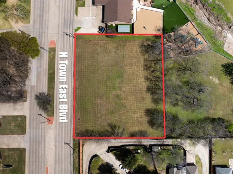 330 Town East Boulevard
