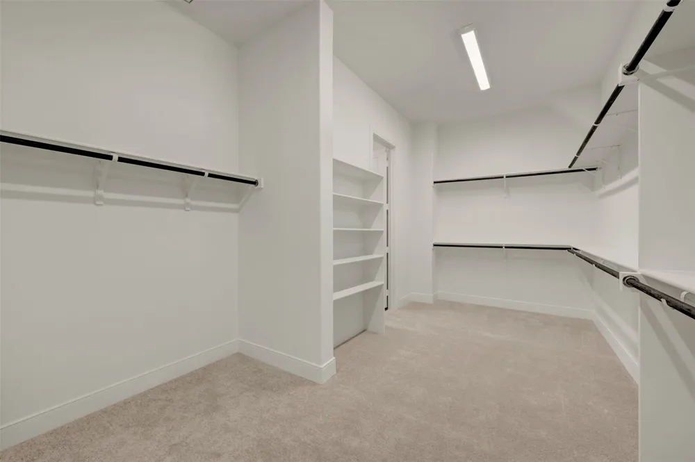 2081 Pine Grove Lane Arlington, TX 76005