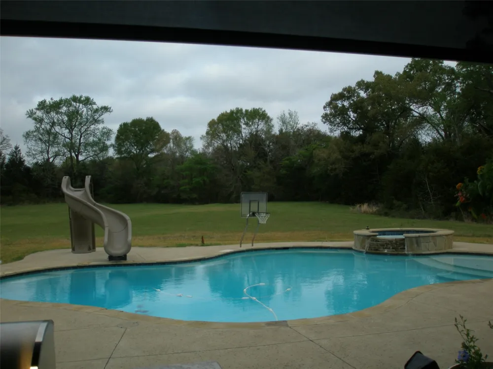 13001 County Road 3300 Brownsboro, TX 75756