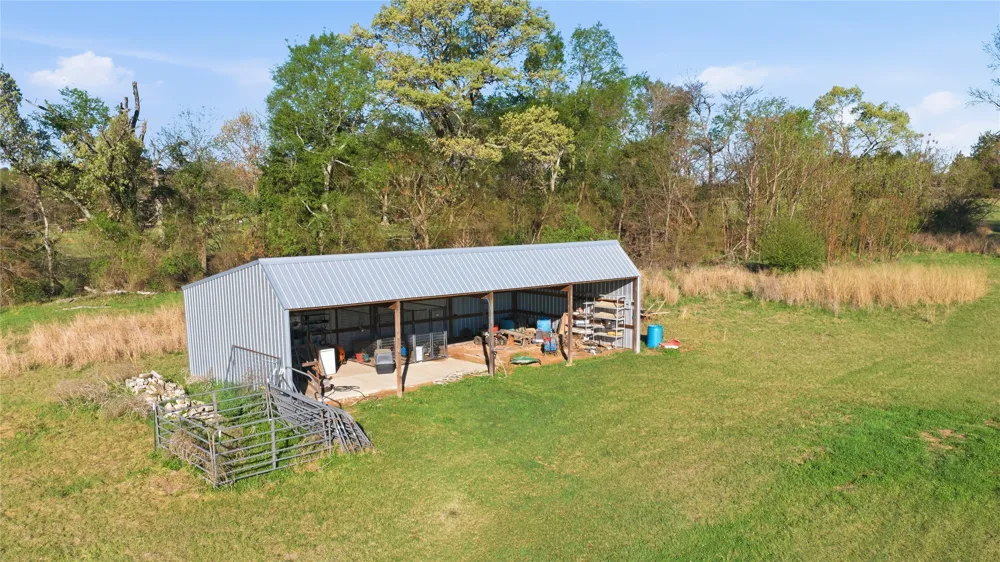 13001 County Road 3300 Brownsboro, TX 75756