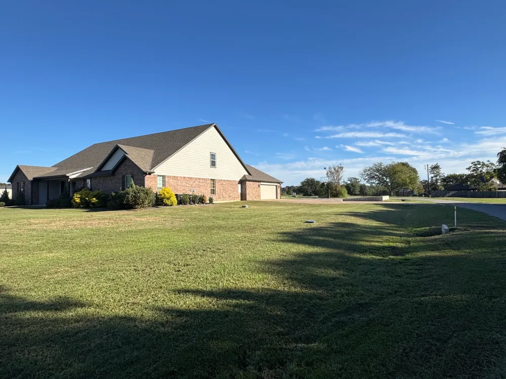 251 Rs County Road 3430 Emory, TX 75440