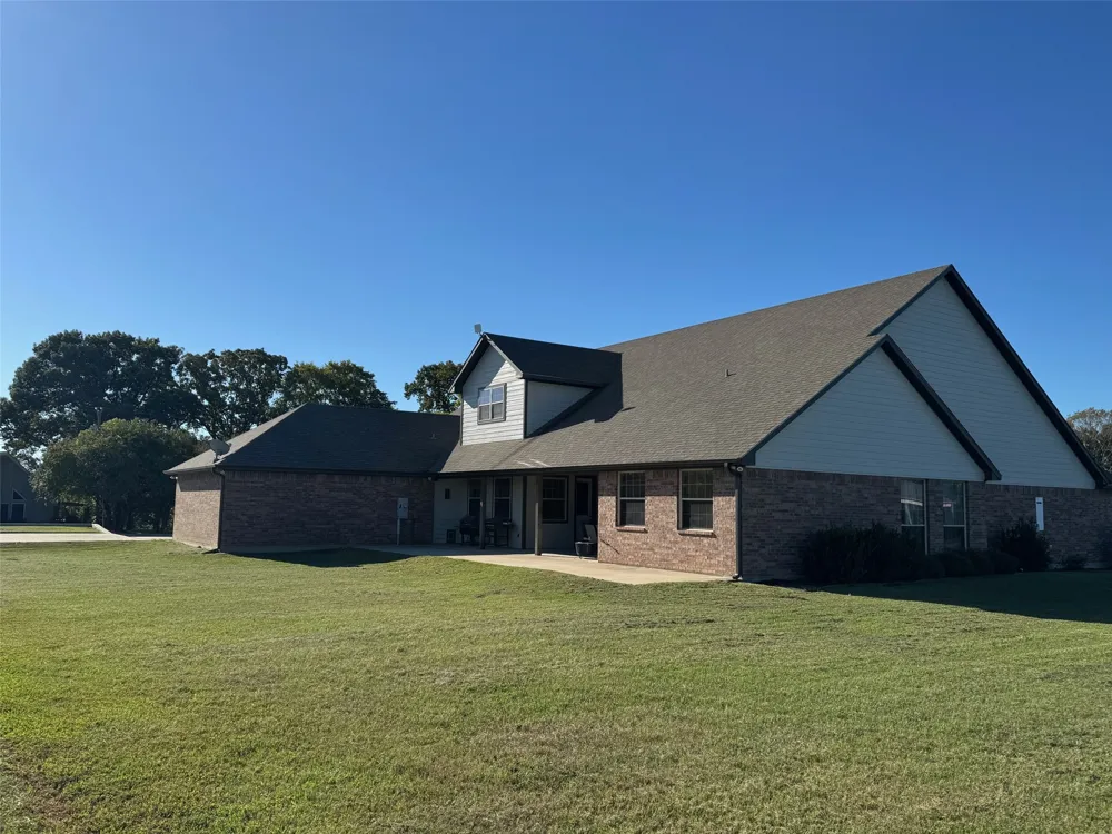 251 Rs County Road 3430 Emory, TX 75440
