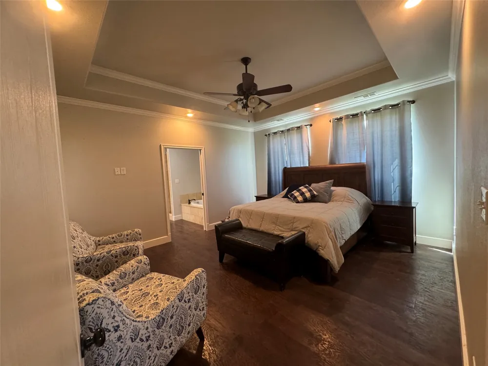 251 Rs County Road 3430 Emory, TX 75440