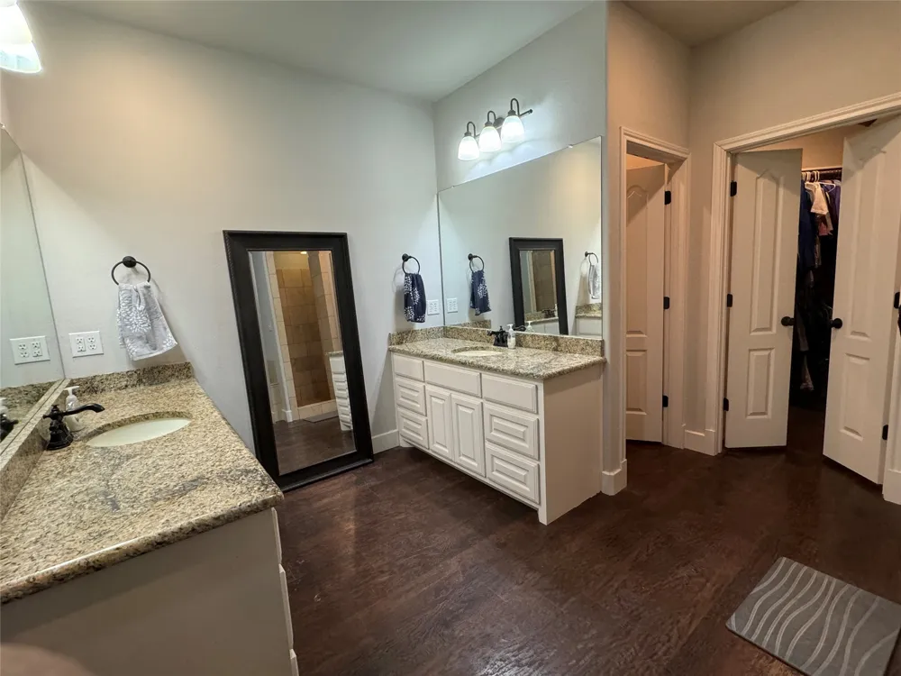 251 Rs County Road 3430 Emory, TX 75440