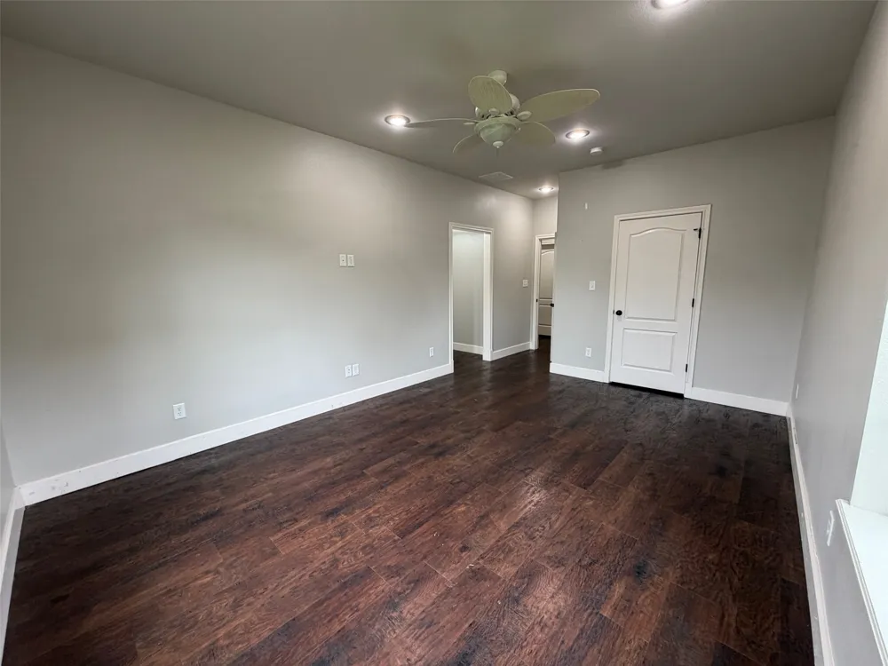 251 Rs County Road 3430 Emory, TX 75440