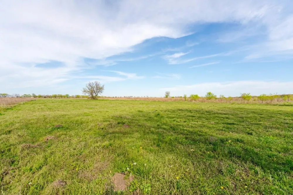 FM 904 S Pecan Gap, TX 75469