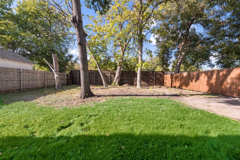 1623 Lansford Avenue Dallas, TX 75224