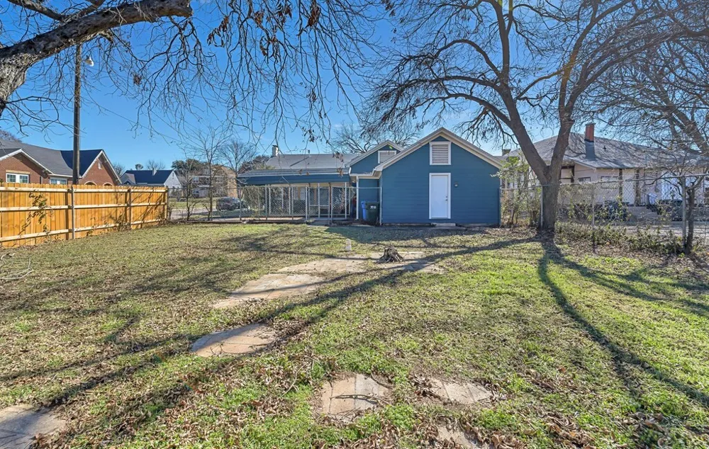 2001 Colcord Avenue Waco, TX 76707
