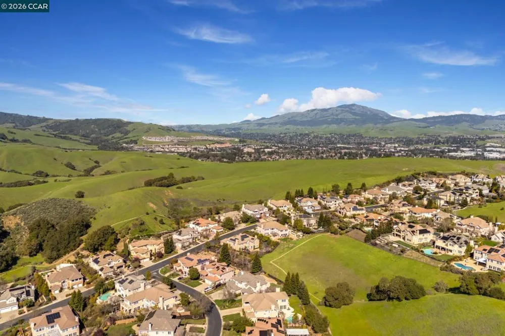 3432 Ashbourne Cir San Ramon, CA 94583