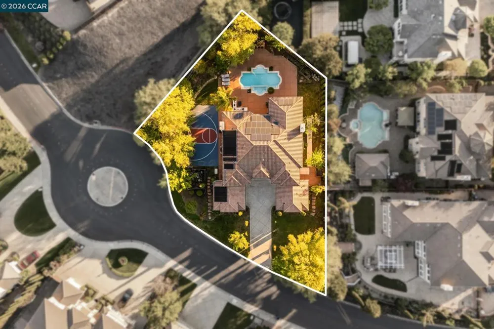 3432 Ashbourne Cir San Ramon, CA 94583