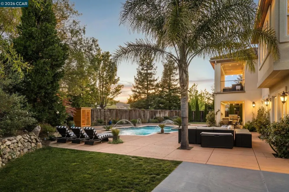 3432 Ashbourne Cir San Ramon, CA 94583
