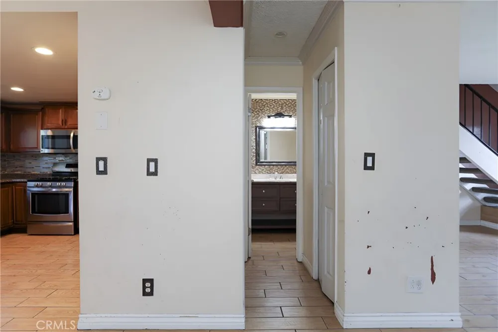 1321 Bradley Santa Maria, CA 93454