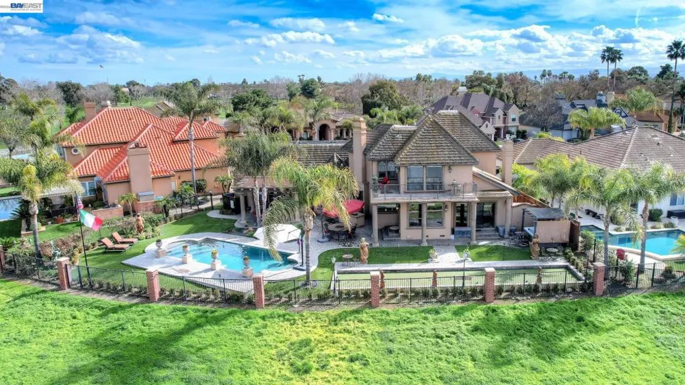1310 Hampton Ct Discovery Bay, CA 94505