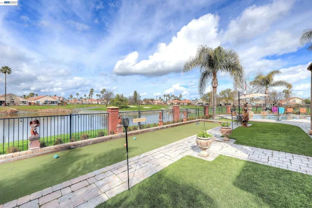 1310 Hampton Ct Discovery Bay, CA 94505