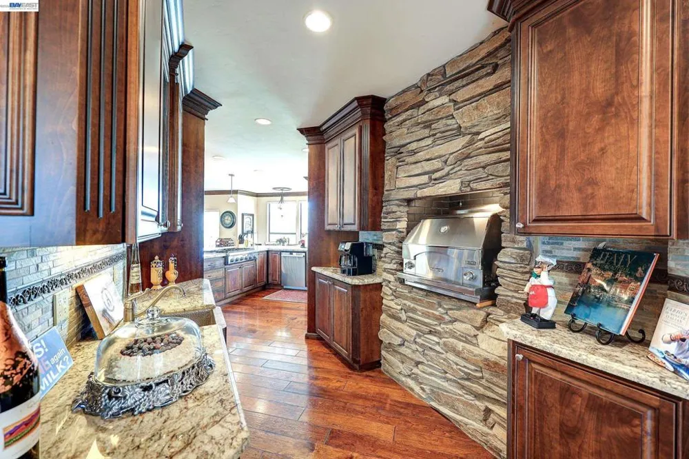 1310 Hampton Ct Discovery Bay, CA 94505