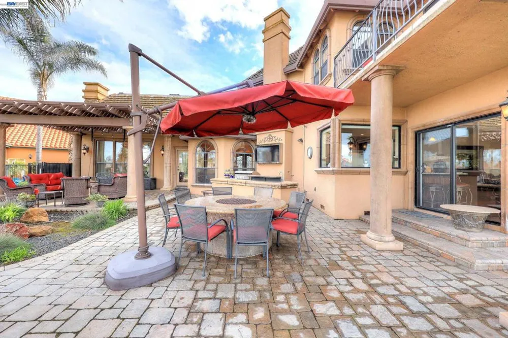 1310 Hampton Ct Discovery Bay, CA 94505