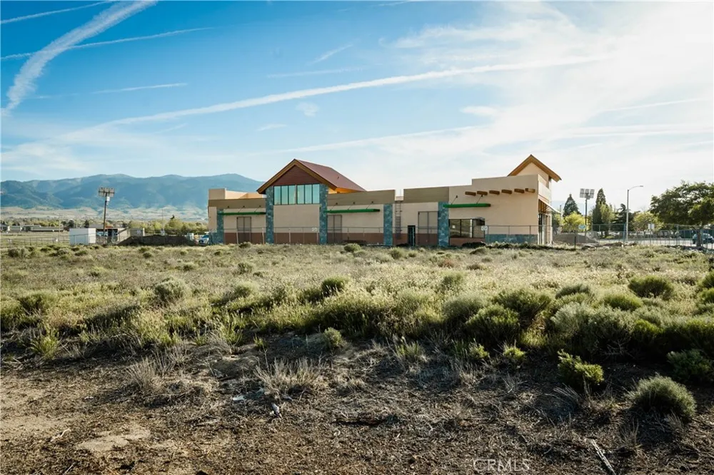 8 Challenger Drive Tehachapi, CA 93561