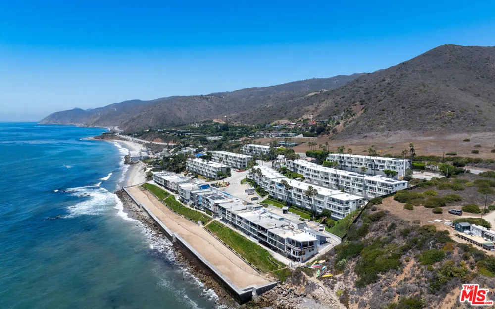 11964 Whalers Lane Malibu, CA 90265