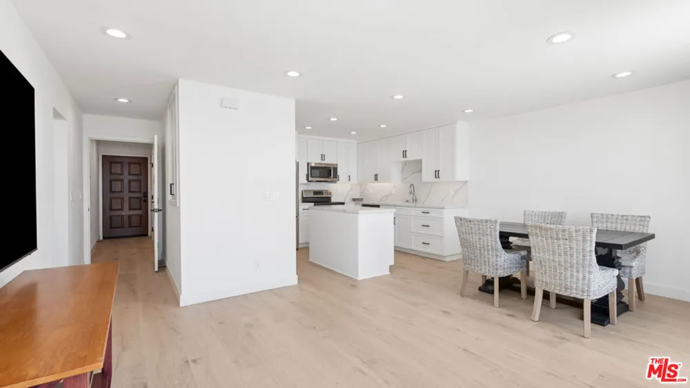 11964 Whalers Lane Malibu, CA 90265