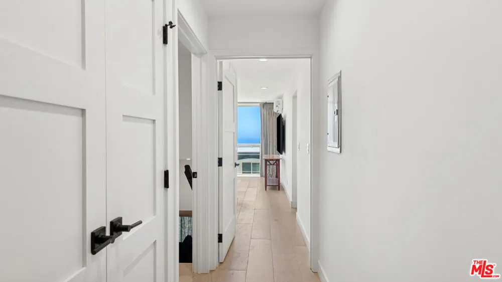 11964 Whalers Lane Malibu, CA 90265