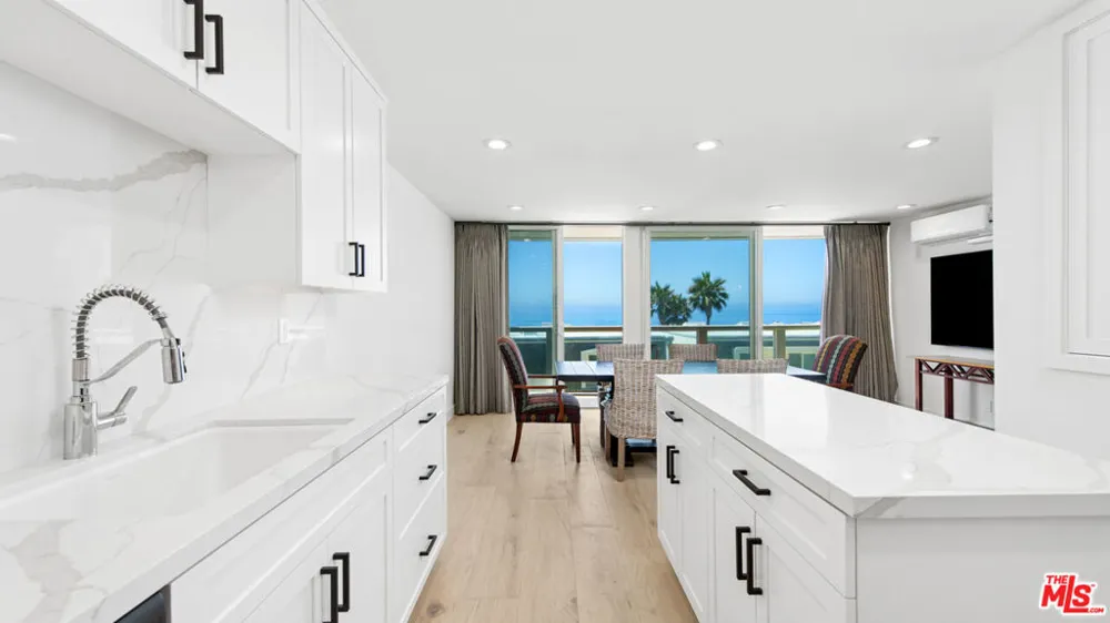 11964 Whalers Lane Malibu, CA 90265