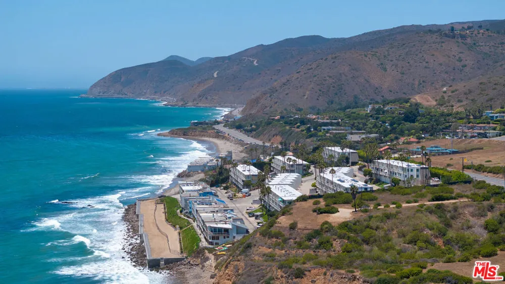 11964 Whalers Lane Malibu, CA 90265