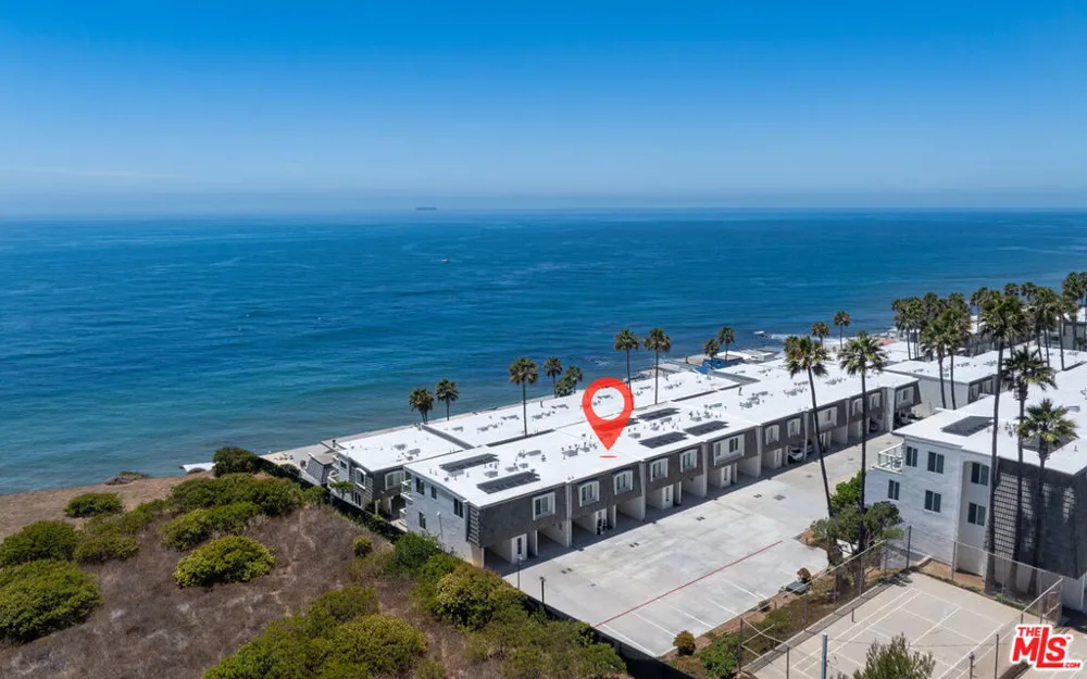 11964 Whalers Lane Malibu, CA 90265