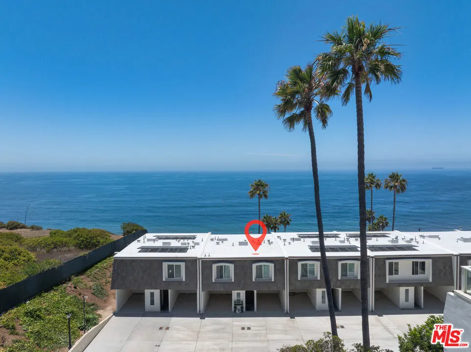 11964 Whalers Lane Malibu, CA 90265