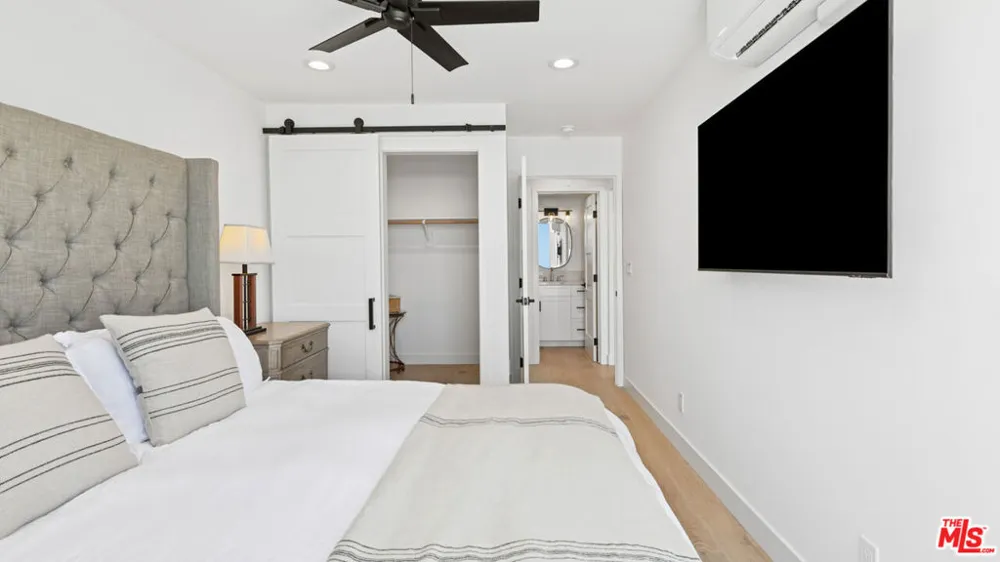 11964 Whalers Lane Malibu, CA 90265