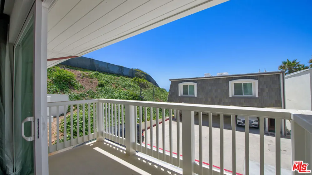 11964 Whalers Lane Malibu, CA 90265