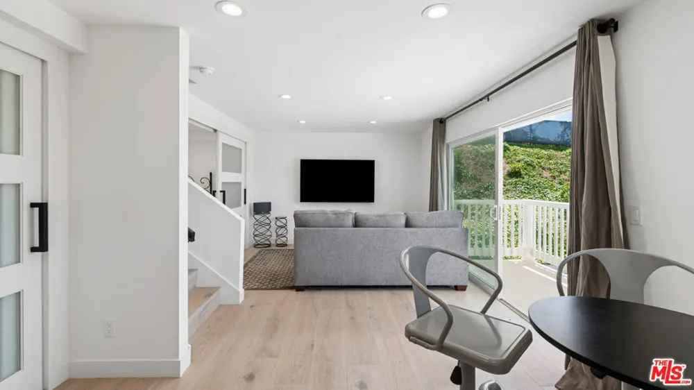11964 Whalers Lane Malibu, CA 90265
