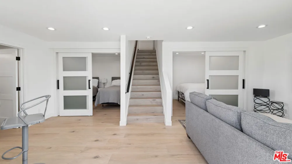 11964 Whalers Lane Malibu, CA 90265