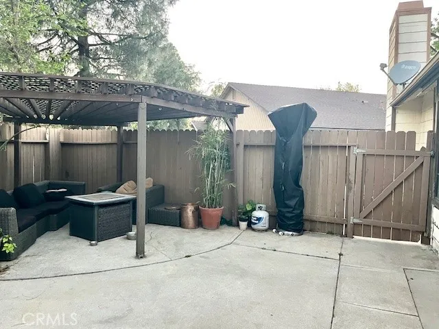 13930 Olive Grove Sylmar, CA 91342