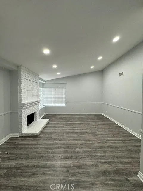 13930 Olive Grove Sylmar, CA 91342