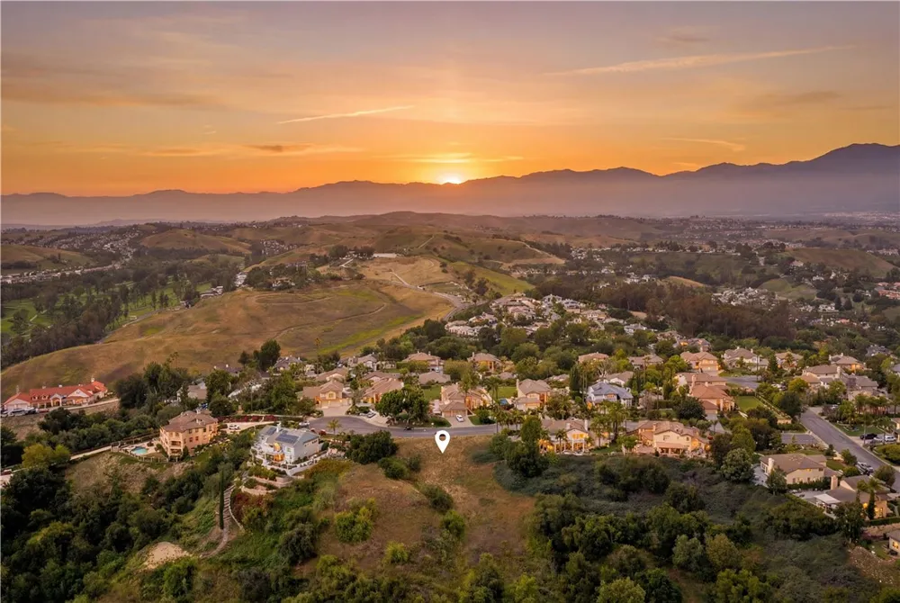 2105 Oak Canyon Chino Hills, CA 91709