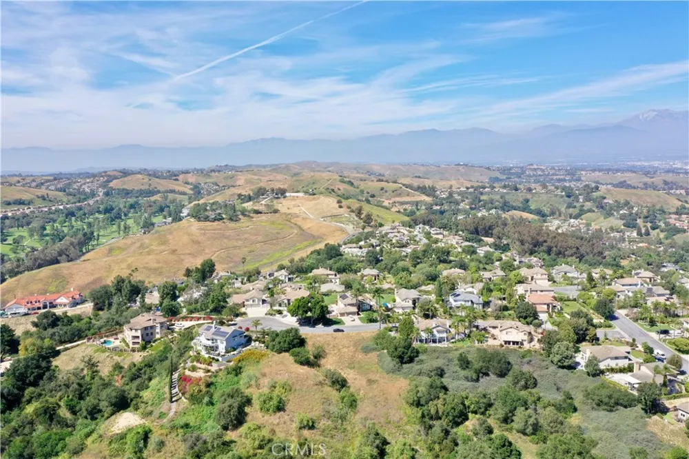2105 Oak Canyon Chino Hills, CA 91709