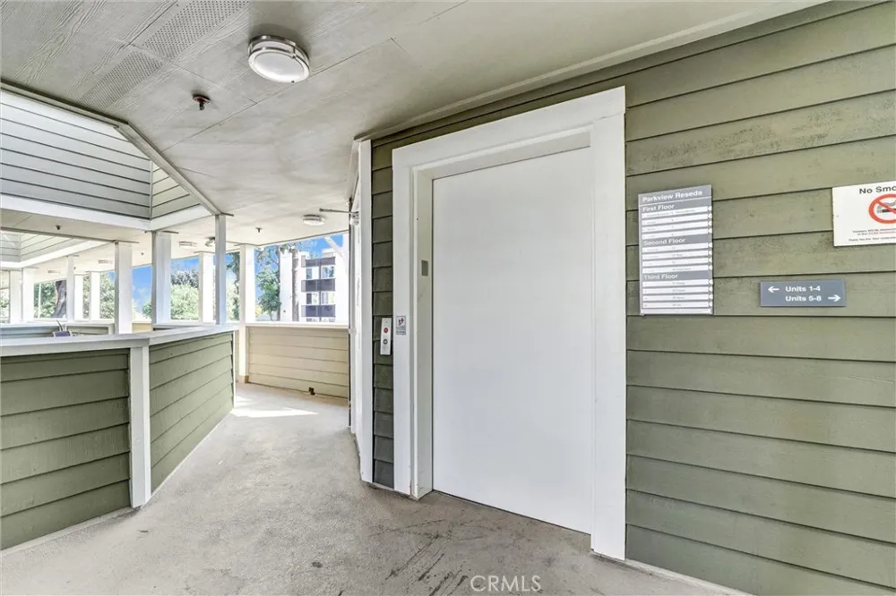 6545 Reseda Boulevard #6 Reseda, CA 91335