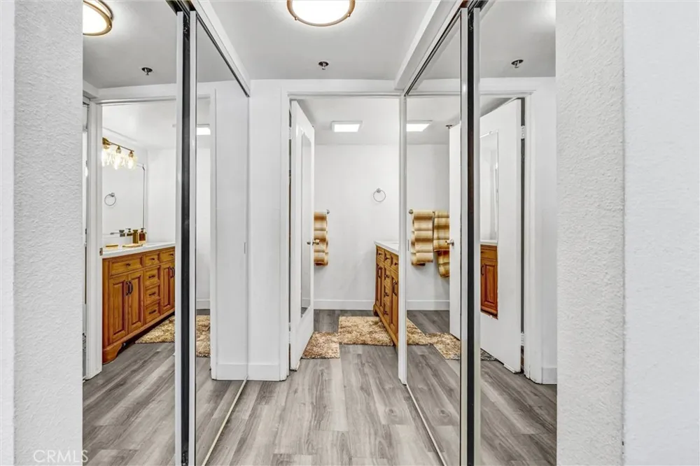 6545 Reseda Boulevard #6 Reseda, CA 91335