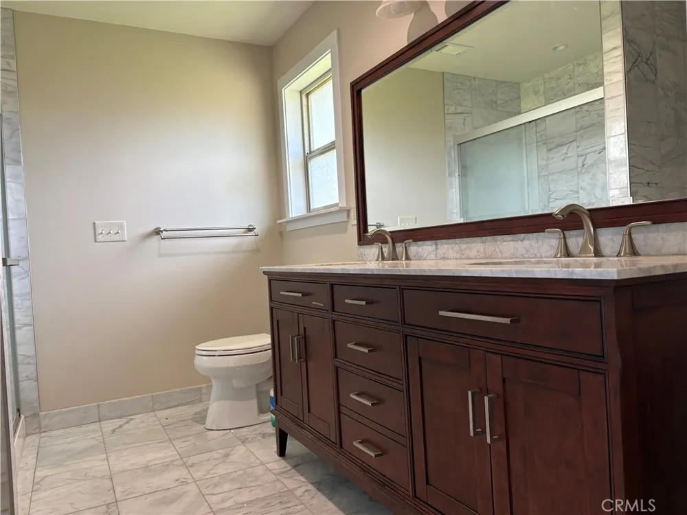 14006 Creston Magalia, CA 95954