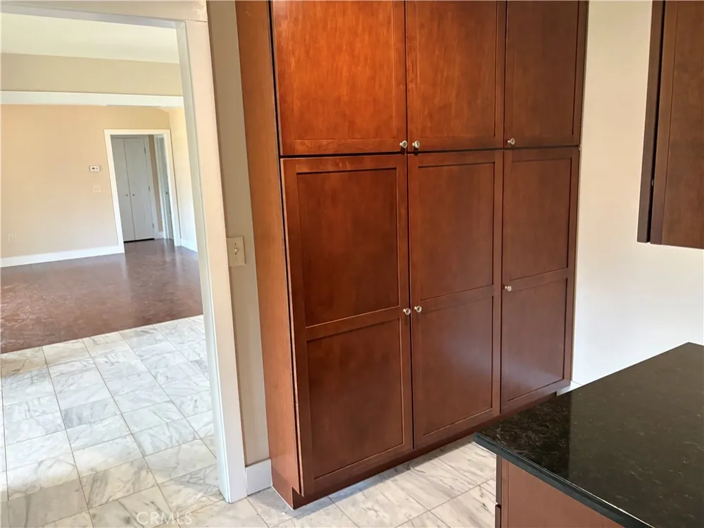 14006 Creston Magalia, CA 95954