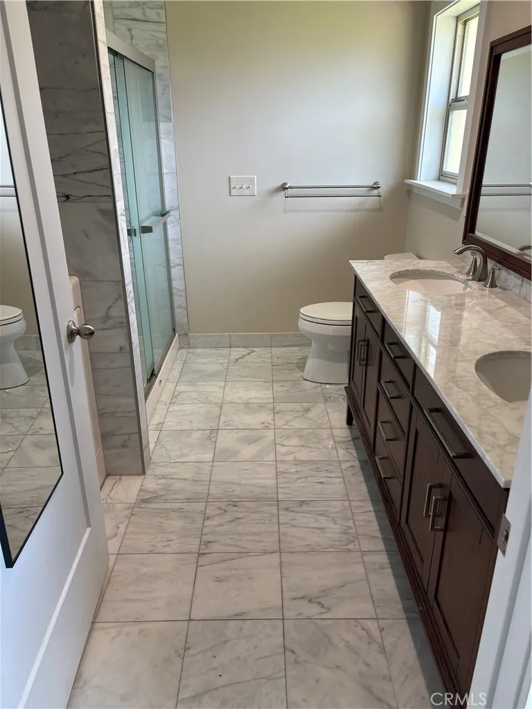 14006 Creston Magalia, CA 95954